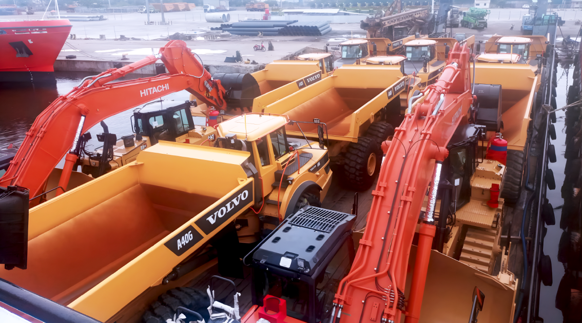 Heavy Equipment Delivery